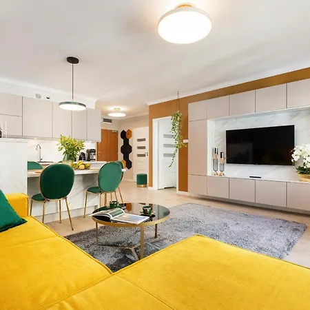 M&m-spa&art Bali, Nadmorskie Tarasy 아파트호텔 코워브제크