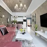 M&m-spa&art Bali, Nadmorskie Tarasy 4* קולובז'ג