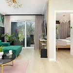 M&m-spa&art Bali, Nadmorskie Tarasy קולובז'ג