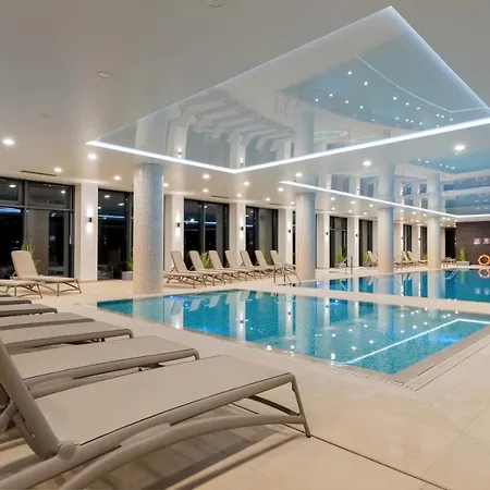 Hotel apartamentowy Nadmorskie Tarasy - M&m Kołobrzeg